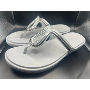 Crocs Sanrah Metal Block Grey Flat Flip Flop Sandals Women’z Size 8